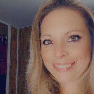 Meet your Posher, Leah